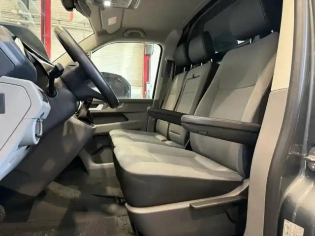 Volkswagen Transporter fg 2.8t l1h1 2.0 tdi 204ch business dsg7 — photo 5