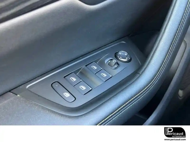 Peugeot 508 sw hybrid4 360 e-eat8 peugeot sport engineered — photo 87