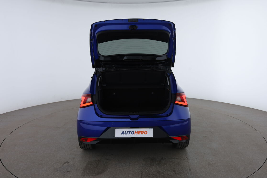 Hyundai i20 1.0 T-GDi Hybrid 48V Executive DCT-7 — photo 16