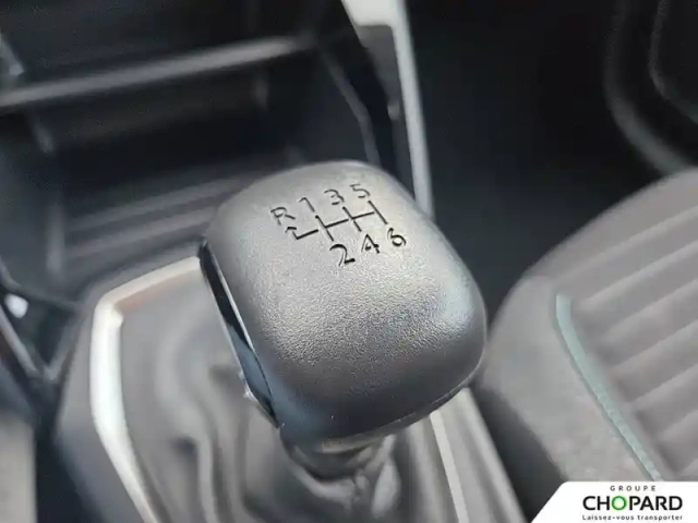 Peugeot 208 puretech 100 s&amp;s bvm6 — photo 23