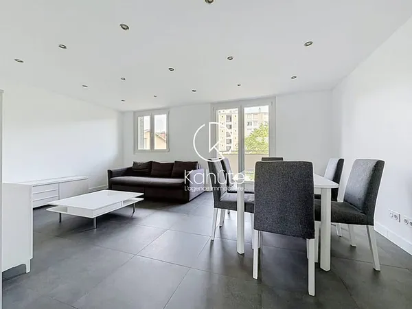 VILLEURBANNE CUSSET ? T3 RÉNOVÉ DE 65 M² - 2 CHAMBRES - AVEC BOX FERMÉ