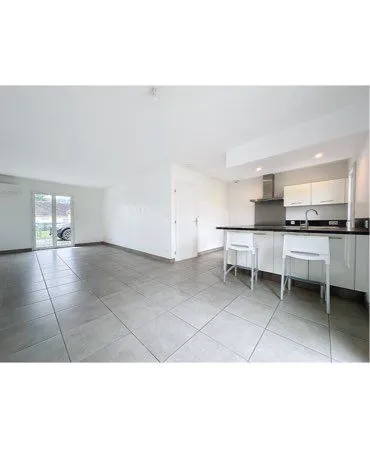 🏡 Maison de plain-pied de 80 m² avec jardin, terrasse et garage