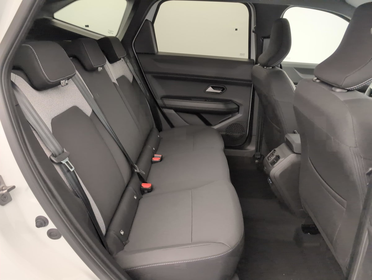 Dacia Bigster — photo 10