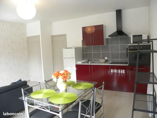 Bel appartement meublé secteur Kerinou