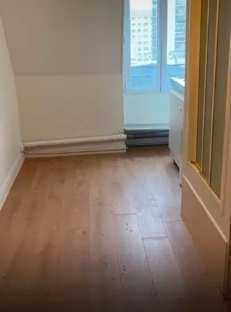 Chambre 1 pièce 9 m²