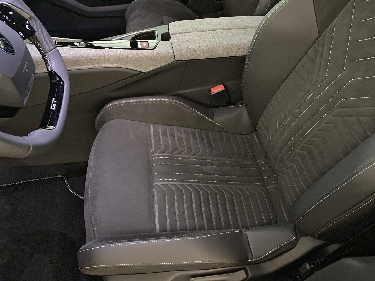 Peugeot 3008 hybrid 145 e-dcs6 gt — photo 9