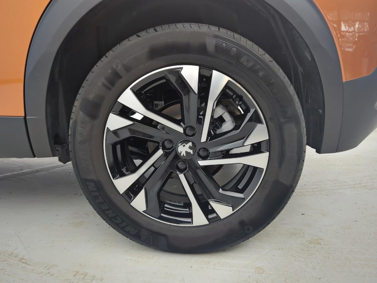 Peugeot 2008 puretech 100 s&s bvm6 allure — photo 11