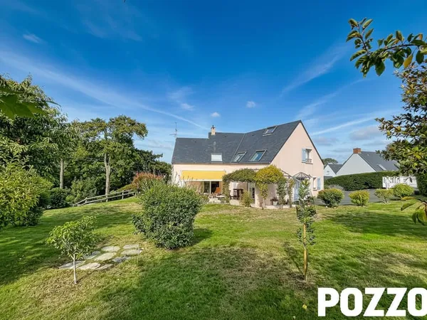 DONVILLE LES BAINS - Superbe maison de 196m² - Vue mer - Sous-sol complet de 112m²