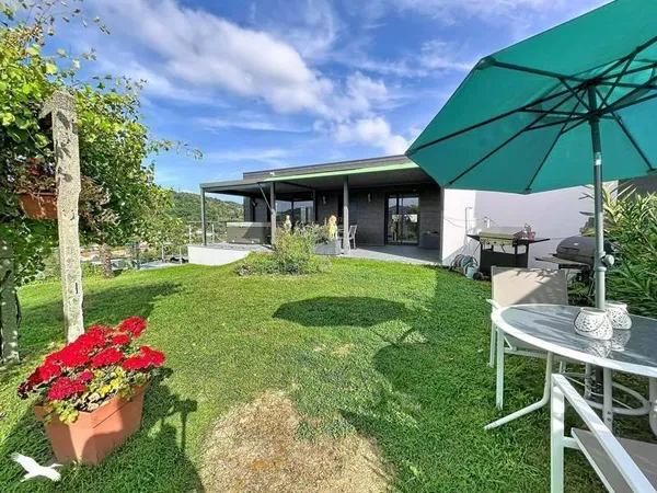 Maison 4 pièces 126 m²
