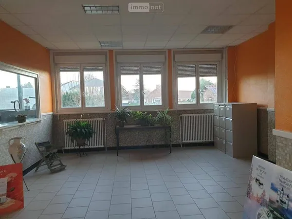 Local commercial 108 m²