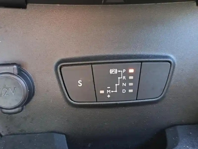 Citroën C3 Aircross puretech 130ch s&amp;s shine eat6 — photo 15