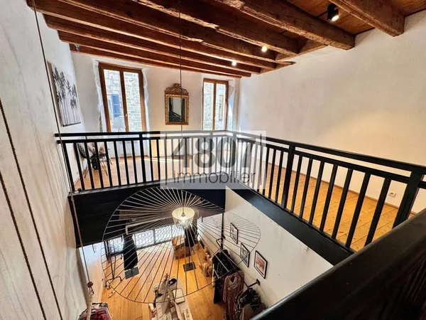 Boutique 73 m²