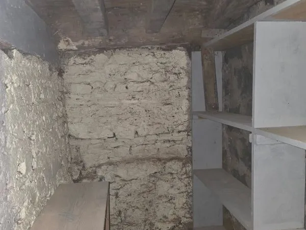 Location grand espace de stockage à Préfecture