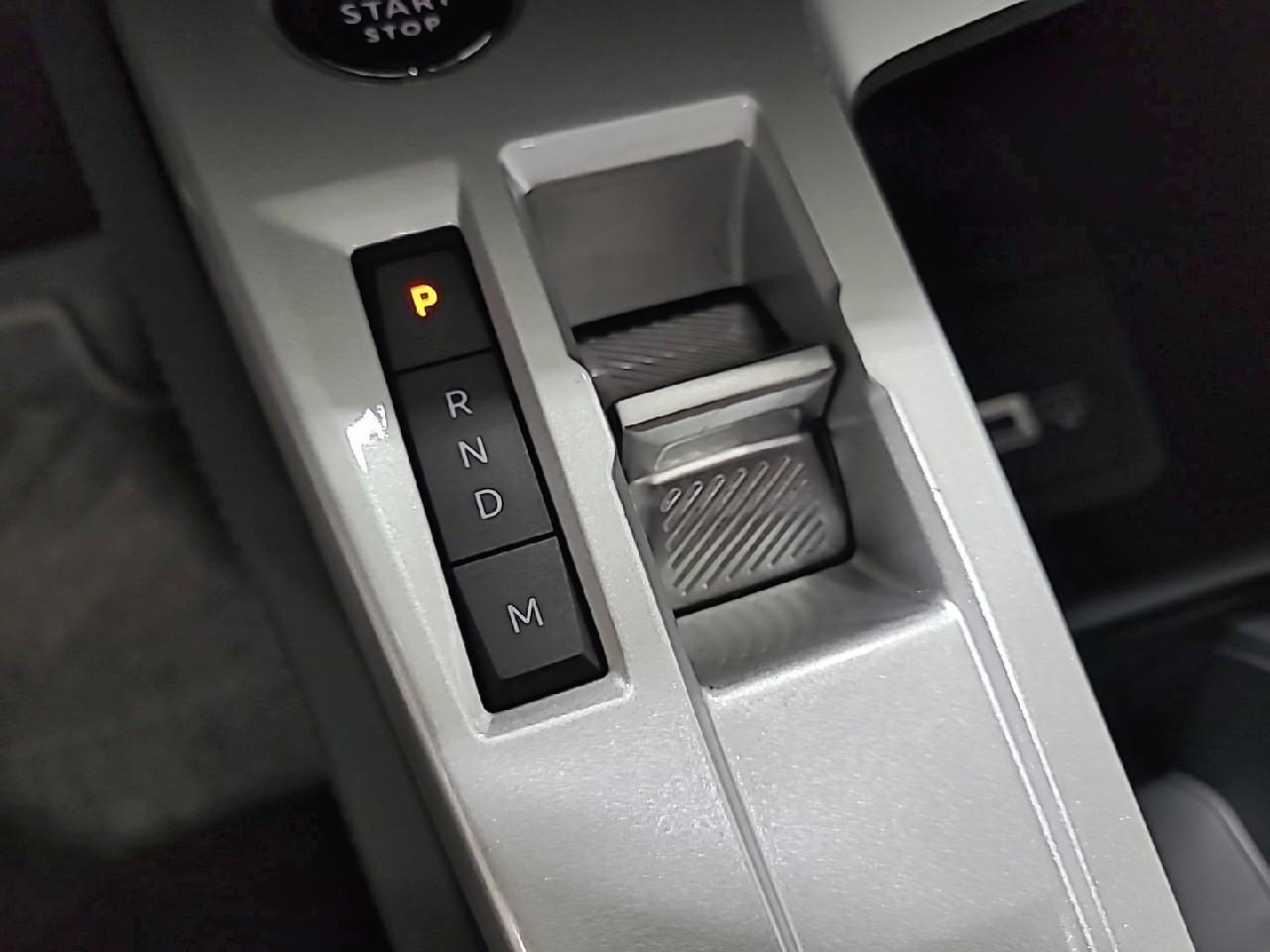 Peugeot 308 sw puretech 130ch s&s eat8 allure — photo 19