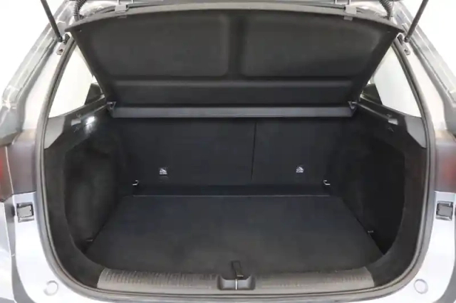 Mg Zs 1.5 l hybrid+ 197 ch — photo 13