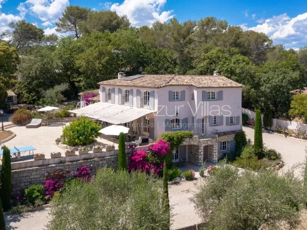 Mas provençal 9 pièces 450 m²