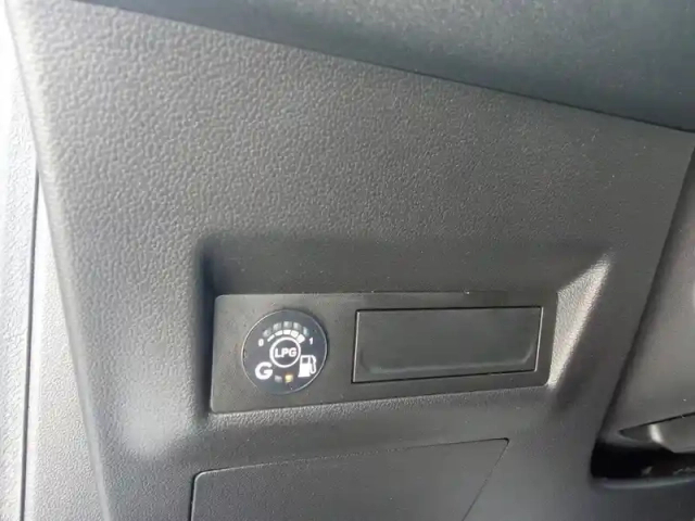 Renault Captur tce 100 gpl — photo 28