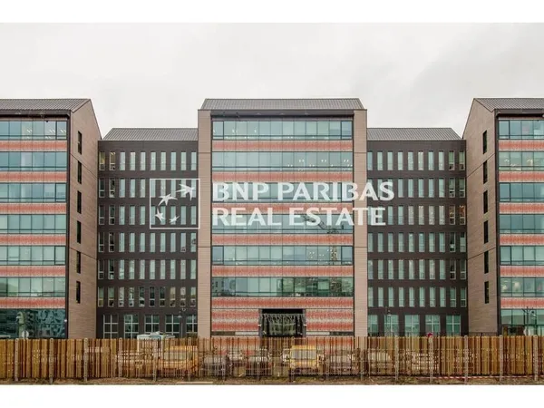 Bureaux 4589 m²