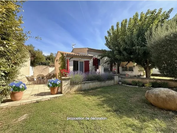 Maison de plain pied 4 pièces - 442 m2 de terrain