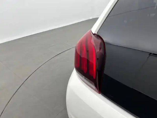 Peugeot 108 vti 72ch bvm5 — photo 17