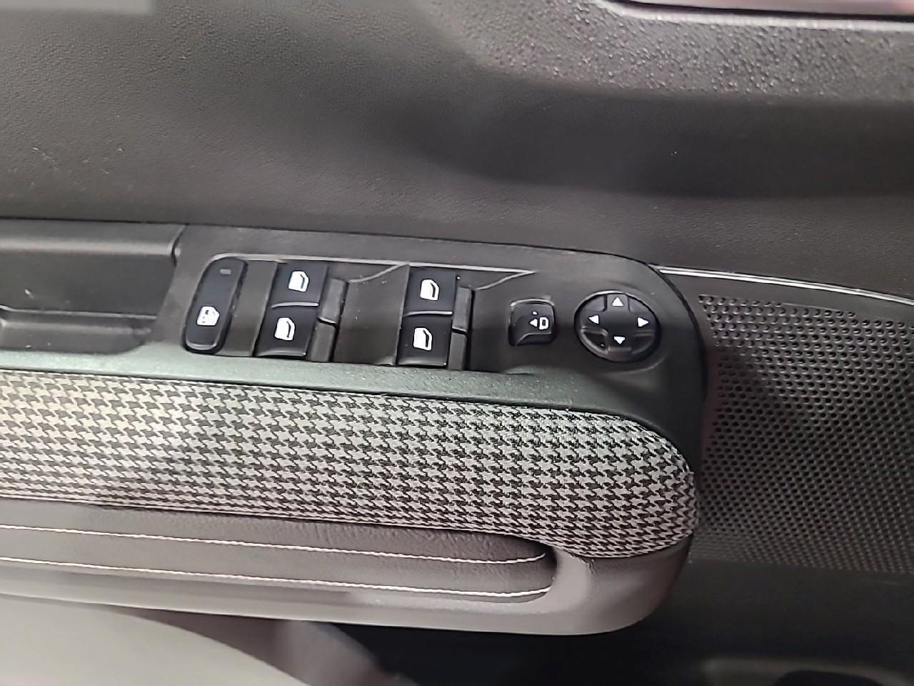 Citroën C3 Aircross puretech 130 s&s eat6 shine pack — photo 20