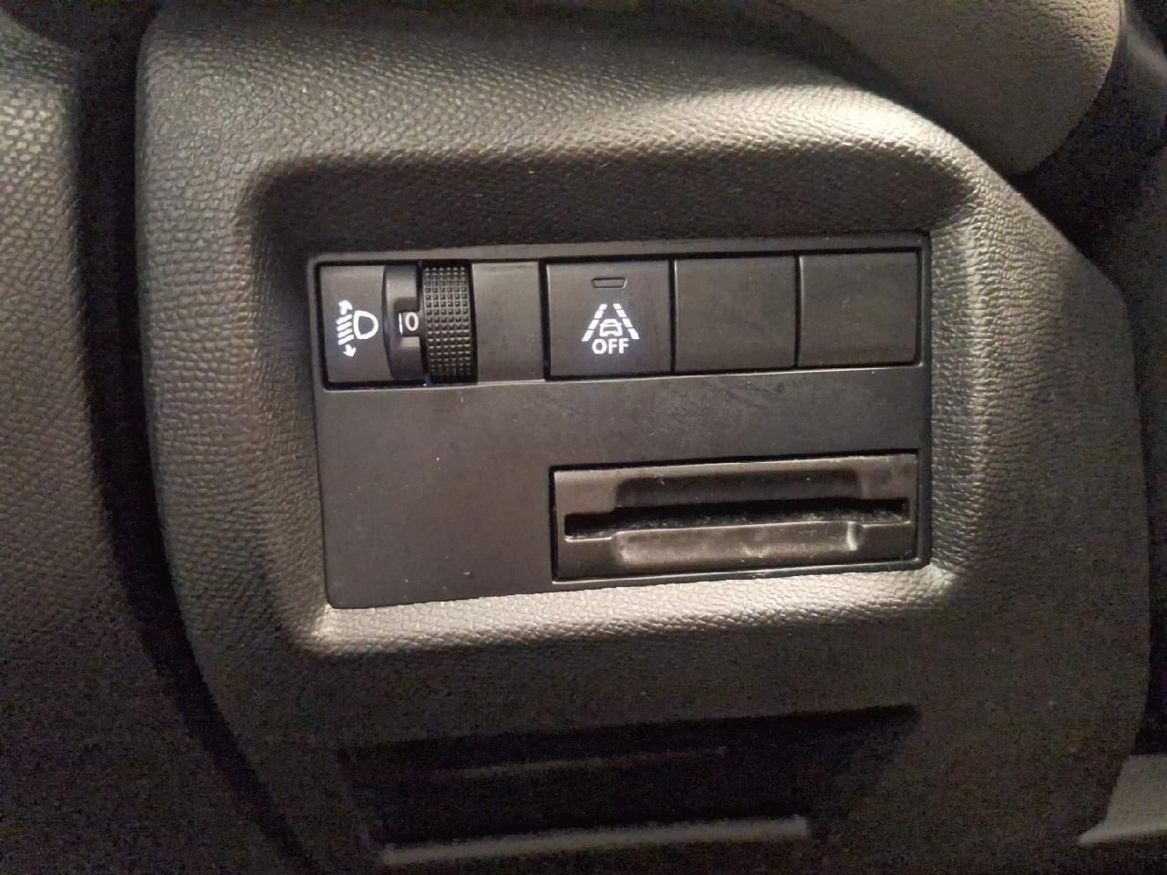 Citroën C5 Aircross bluehdi 130ch s&s c-series e6.d 130g — photo 26