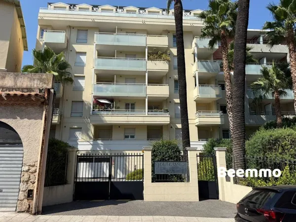 Vends parking - Nice 06000
