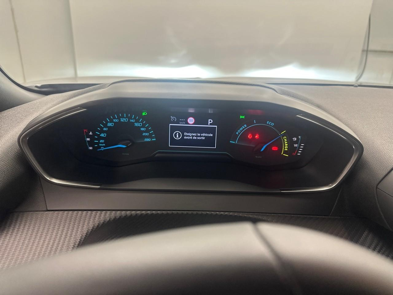 Peugeot 2008 hybrid 145 ch e-dcs6 style — photo 16