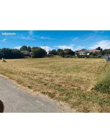 Terrain constructible à vendre
