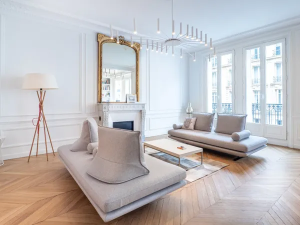 Appartement bourgeois 5 pièces 168 m²