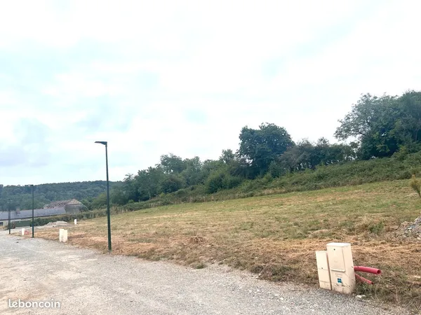 LOUEY 4 terrains viabilisés
