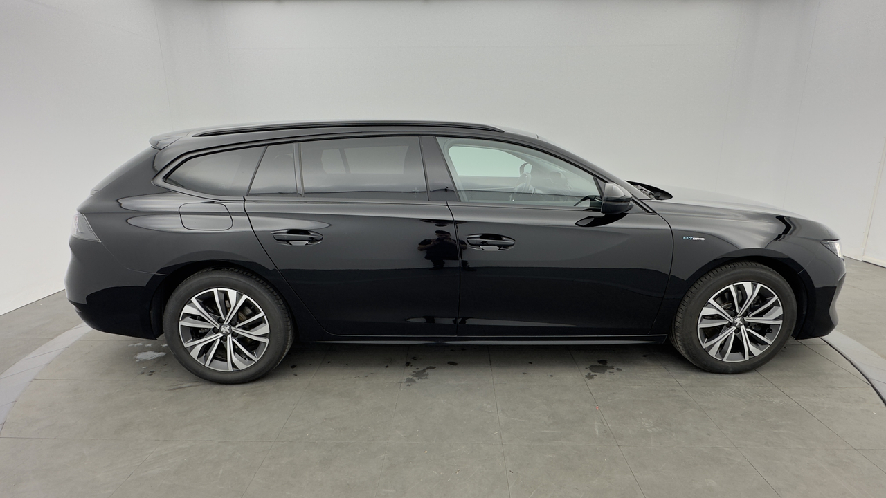 Peugeot 508 SW Hybrid 225 e-EAT8 — photo 6