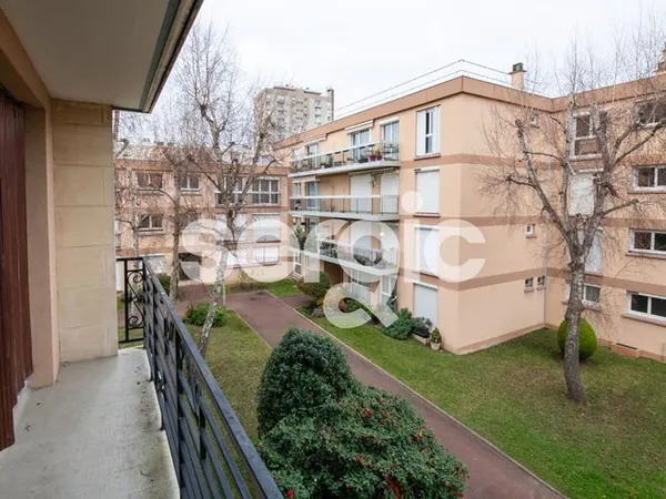 Studio vendu loué - Idéal investissement - Champ de courses d'Enghien
