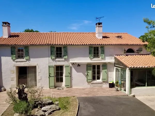 Maison 6 pièces 147 m²