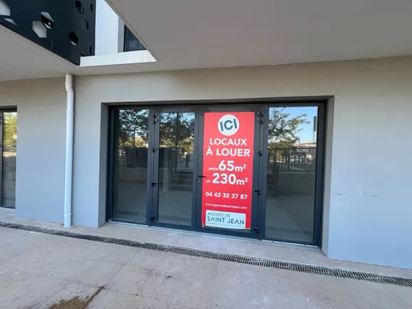 Local 90 m²