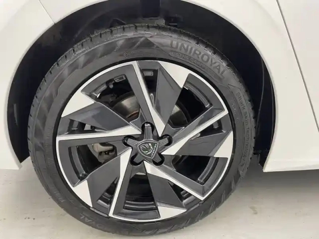 Peugeot 308 puretech 130ch s&amp;s bvm6 — photo 19