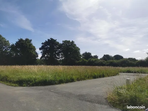 Terrain 552 m² Falaise