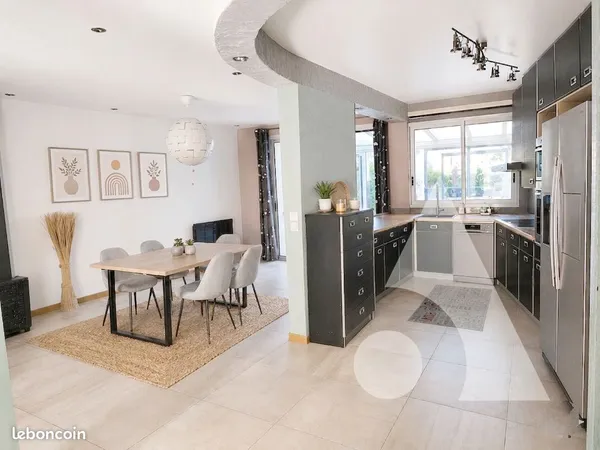 Maison 5 pièces 133 m²