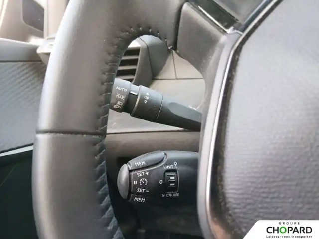 Peugeot 208 puretech 100 s&amp;s bvm6 — photo 60