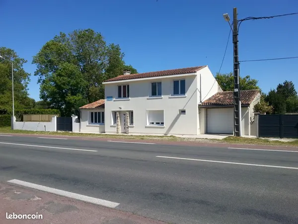 Maison située sur l'axe Saintes Rochefort, lieu dit Rulon