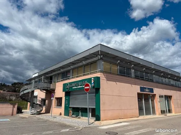 LOCAL MANOSQUE BUREAUX 90 m²