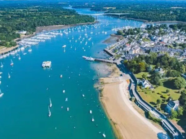 Bénodet, plage à 100m, appartement T3 avec 2 chambres place de parking privée et deux un balcons