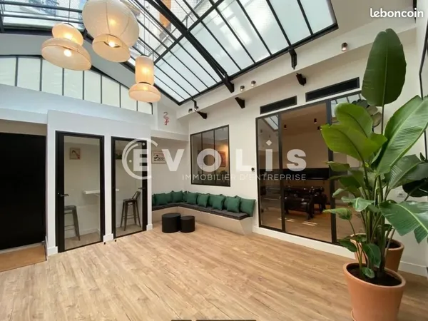 Bureaux 100 m²