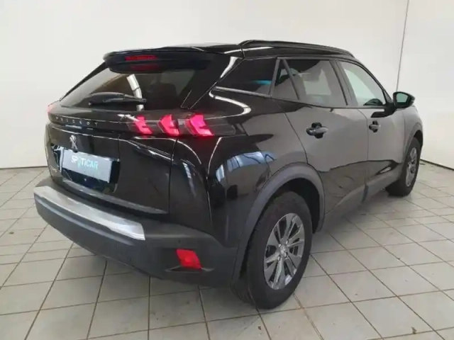 Peugeot 2008 e- 136ch style — photo 3