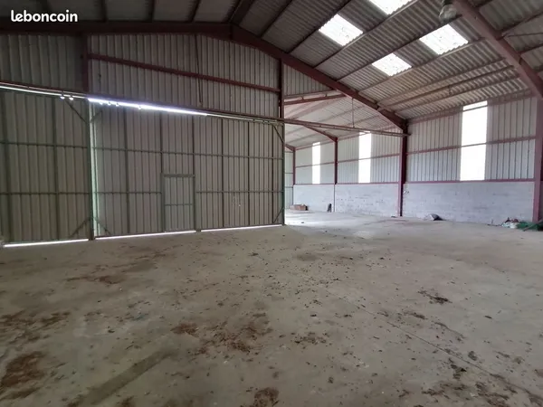 Local d’activité et entrepôt Vente Castres 1p 600m² 1950€