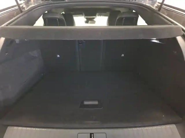 Peugeot 3008 hybrid 145 e-dcs6 — photo 8