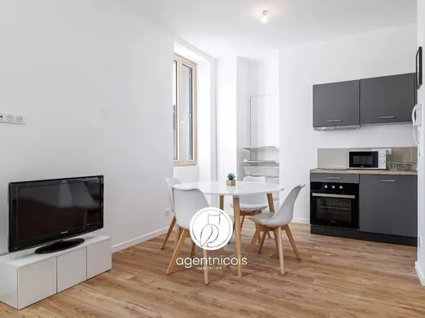 Nice // Libération - Rue Pauline : Studio - Rénové - Investissement locatif