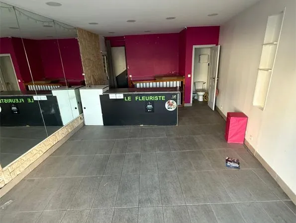 Boutique 46 m² FONTENAY SOUS BOIS