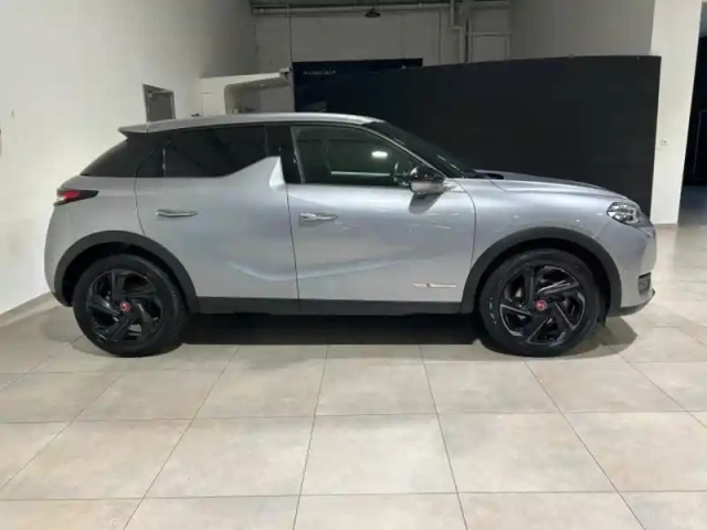 Ds Ds 3 crossback e-tense performance line + 4cv — photo 4