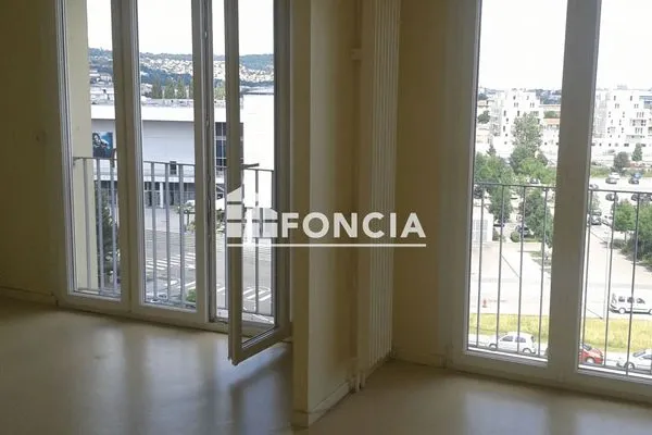 Studio 1 pièce 29 m²